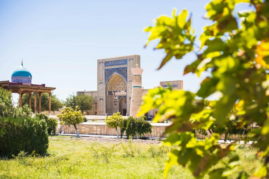 أوزبكستان: لمحة شاملة عن التاريخ، الجغرافيا، والثقافة 1 أوزبكستان: لمحة شاملة عن التاريخ، الجغرافيا، والثقافة